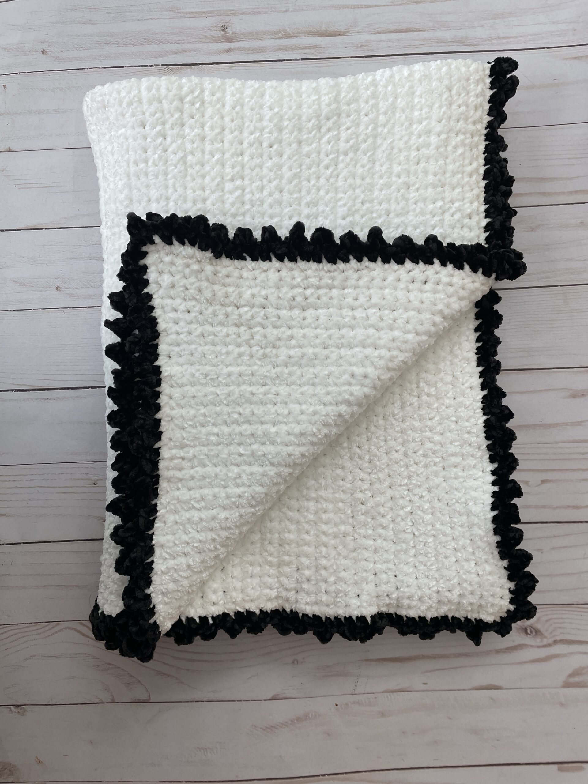 Easy Crochet Velvet Blanket The Hyper Hook