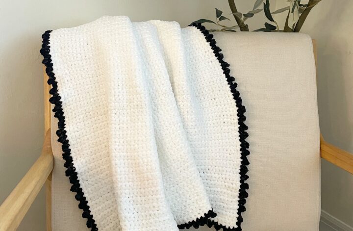 Velvet Crocheted Blanket Pattern - Vel Luxe Throw – Mama In A Stitch